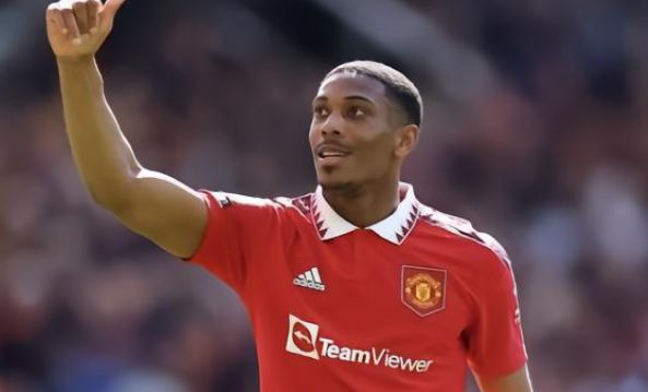 时宣布退役 时宣布退役